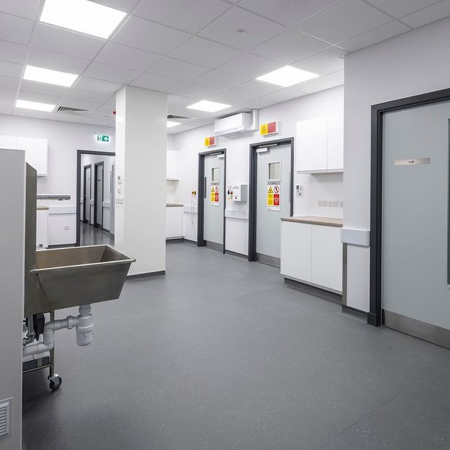 Thrilled to work alongside Clark Contracts on the new 3 Mile Veterinary Centre in Hillington for CVS Group 🙌 Take a scroll through the finished product above🐾🏥 

#AlphaYourSpace #AlphaScotland #Veterinary